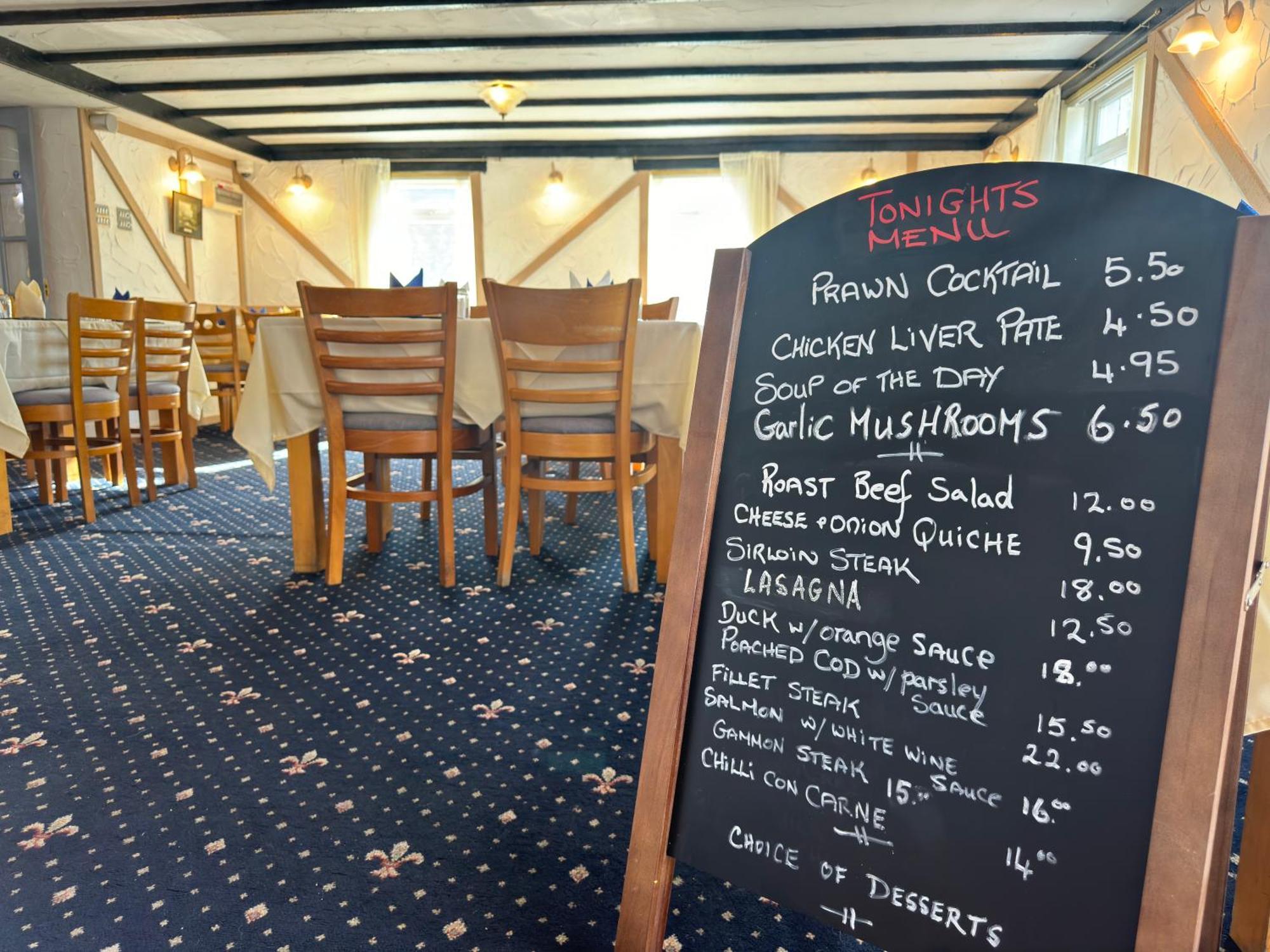The Carpenters Arms In Broadway, Hotel