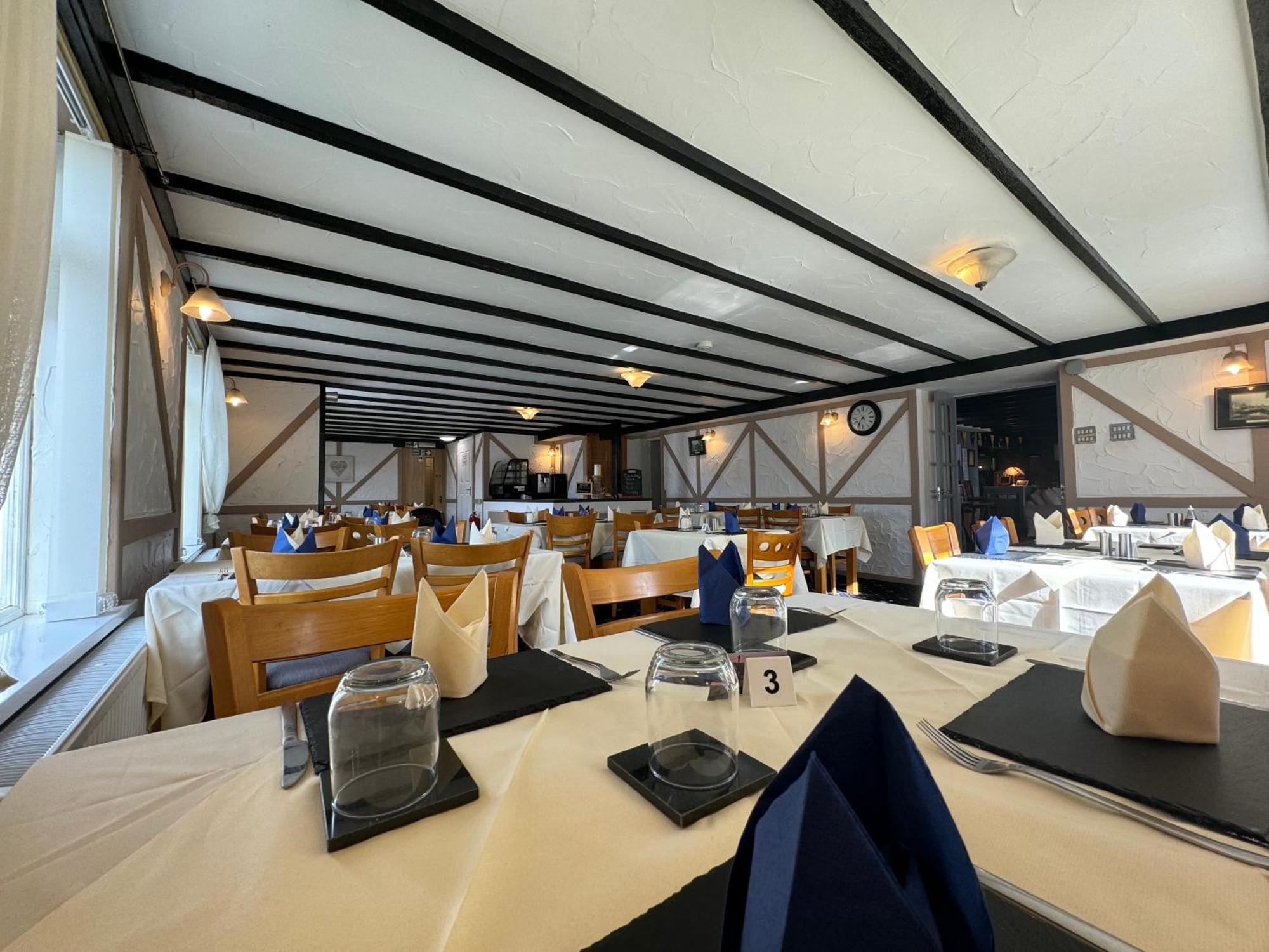 The Carpenters Arms In Broadway, Hotel 3*